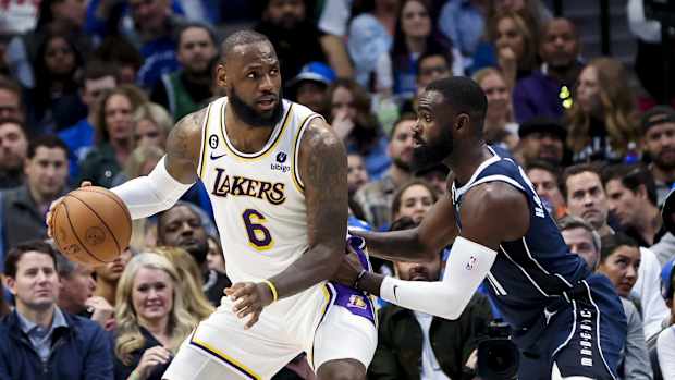 LeBron James, Los Angeles Lakers, Tim Hardaway Jr., Dallas Mavericks